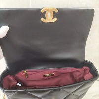 $88.00 USD Chanel AAA Quality Messenger Bags For Women #1252510