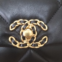 $82.00 USD Chanel AAA Quality Messenger Bags For Women #1252511