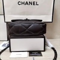 $82.00 USD Chanel AAA Quality Messenger Bags For Women #1252515