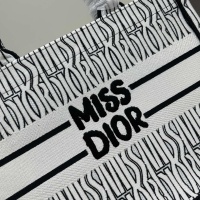 $98.00 USD Christian Dior AAA Quality Tote-Handbags For Women #1252623