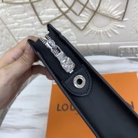 $82.00 USD Louis Vuitton AAA Man Wallets #1253306