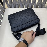$108.00 USD Louis Vuitton AAA Man Messenger Bags #1253313