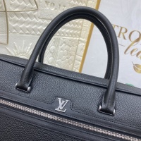 $162.00 USD Louis Vuitton AAA Man Handbags #1253322
