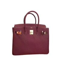 $96.00 USD Hermes AAA Quality Handbags For Women #1254657