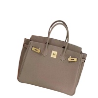 $96.00 USD Hermes AAA Quality Handbags For Women #1254733