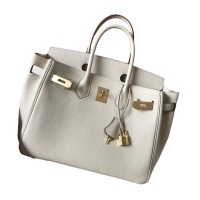 $96.00 USD Hermes AAA Quality Handbags For Women #1254749