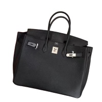 $88.00 USD Hermes AAA Quality Handbags For Women #1254780