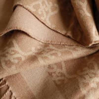 $98.00 USD Fendi Poncho #1256755