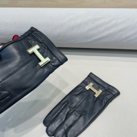 $52.00 USD Hermes Gloves For Men #1260787