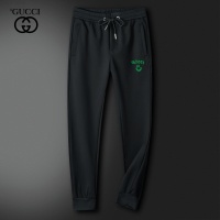 $80.00 USD Gucci Tracksuits Long Sleeved For Men #1263382