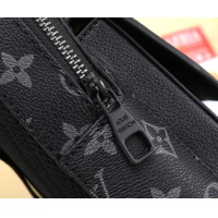 $41.00 USD Louis Vuitton Messenger Bags For Men #1264785