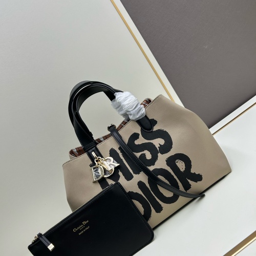 Christian Dior AAA Quality Handbags For Women #1267781 $100.00 USD, Wholesale Replica Christian Dior AAA Quality Handbags