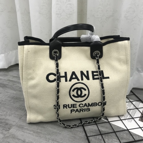 Chanel AAA Quality Handbags #1269711
