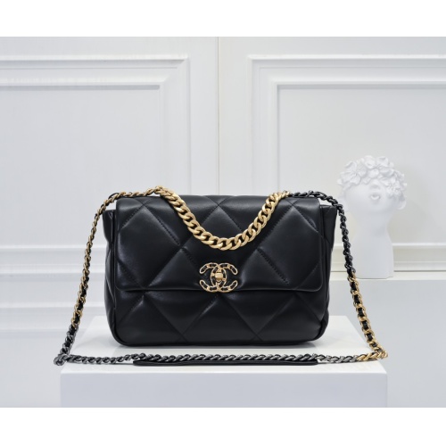 Chanel AAA Quality Messenger Bags #1270154 $88.00 USD, Wholesale Replica Chanel AAA Quality Messenger Bags