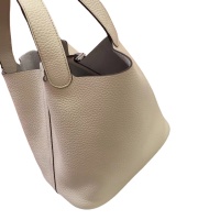 $96.00 USD Hermes AAA Quality Handbags For Women #1269155