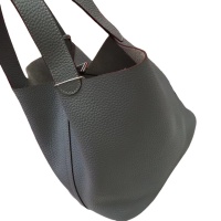$96.00 USD Hermes AAA Quality Handbags For Women #1269158