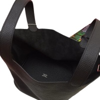 $96.00 USD Hermes AAA Quality Handbags For Women #1269160