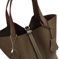 $96.00 USD Hermes AAA Quality Handbags For Women #1269164