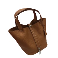 $96.00 USD Hermes AAA Quality Handbags For Women #1269166
