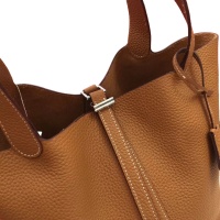 $96.00 USD Hermes AAA Quality Handbags For Women #1269166