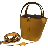 $105.00 USD Hermes AAA Quality Handbags For Women #1269174