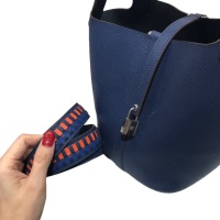 $105.00 USD Hermes AAA Quality Handbags For Women #1269177