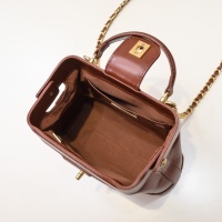 $88.00 USD Chanel AAA Quality Messenger Bags For Women #1270045