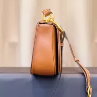 $80.00 USD Gucci AAA Quality Messenger Bags For Women #1270427