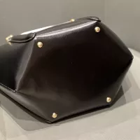 $88.00 USD Gucci AAA Quality Handbags For Women #1270470
