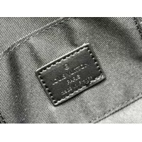$60.00 USD Louis Vuitton AAA Quality Messenger Bags For Unisex #1270543