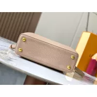 $88.00 USD Louis Vuitton AAA Quality Messenger Bags For Women #1270554