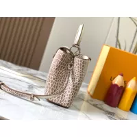 $96.00 USD Louis Vuitton AAA Quality Messenger Bags For Women #1270558
