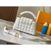 $88.00 USD Louis Vuitton AAA Quality Messenger Bags For Women #1270559