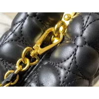 $88.00 USD Louis Vuitton AAA Quality Messenger Bags For Women #1270561