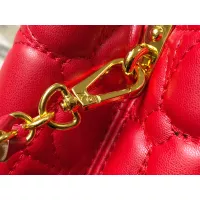 $92.00 USD Louis Vuitton AAA Quality Messenger Bags For Women #1270566