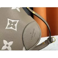 $64.00 USD Louis Vuitton AAA Quality Messenger Bags For Women #1270589