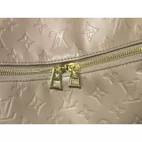$68.00 USD Louis Vuitton AAA Quality Messenger Bags For Women #1270644