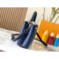 $92.00 USD Louis Vuitton AAA Quality Messenger Bags For Women #1270652