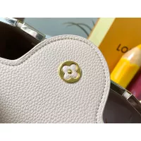 $92.00 USD Louis Vuitton AAA Quality Messenger Bags For Women #1270658