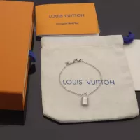 $60.00 USD Louis Vuitton LV Jewelry Set For Women #1270972