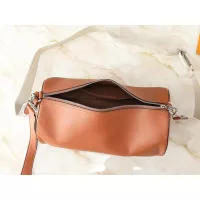 $64.00 USD Louis Vuitton AAA Quality Messenger Bags For Unisex #1271087