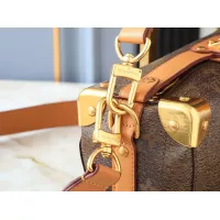 $82.00 USD Louis Vuitton AAA Quality Messenger Bags For Unisex #1271097