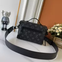 $85.00 USD Louis Vuitton AAA Quality Messenger Bags For Unisex #1271100