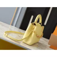 $92.00 USD Louis Vuitton AAA Quality Messenger Bags For Women #1271106