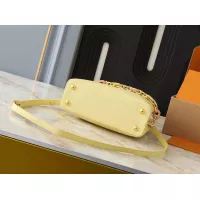 $92.00 USD Louis Vuitton AAA Quality Messenger Bags For Women #1271106