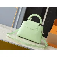 $92.00 USD Louis Vuitton AAA Quality Messenger Bags For Women #1271109