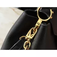 $92.00 USD Louis Vuitton AAA Quality Messenger Bags For Women #1271112