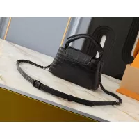 $85.00 USD Louis Vuitton AAA Quality Messenger Bags For Women #1271117
