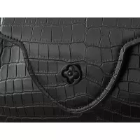 $88.00 USD Louis Vuitton AAA Quality Messenger Bags For Women #1271119