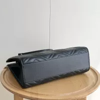 $88.00 USD Gucci AAA Quality Shoulder Bags For Women #1271297